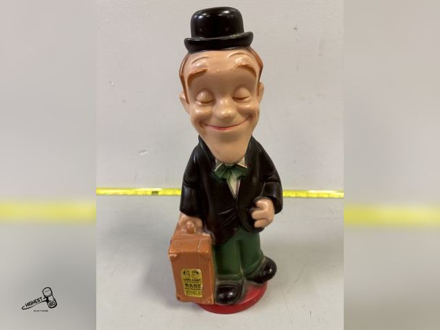 Lot 91-6423 - VINTAGE LAUREL PIGGY BANK FIGURE LAUREL &amp; HARDY PLAY PAL PLASTIC 13.5" HTF