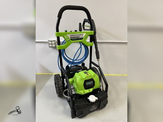 Lot 91-7392 - GREENWORKS ELITE 2000 PSI ELECTRIC POWER WASHER 1.2 GPM - WITH HOSE, GUN AND NOZZLE TIPS - AUTOMATIC...