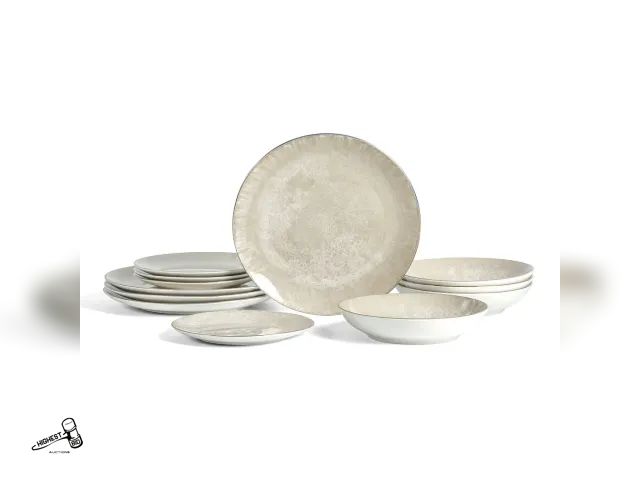Lot 91-9536 - New MSRP $ 74.49 Christian Siriano Onyx Porcelain Dinnerware Set - Beige and Gold - 12 Piece