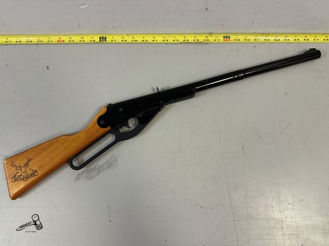 Lot 91-9671 - DAISY BUCK BB GUN MODEL 105B ROGERS, AR