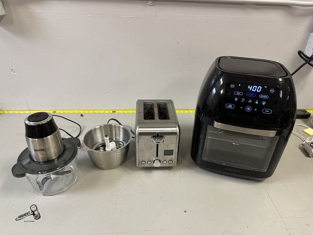 Lot 91-7426 - CHEFMAN AIR FRYER - GOURMIA TOASTER - GANIZA CHOPPER SET