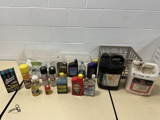Lot 91-9440 - MISC LOT - OF BOTTLES OILS - FOR AIR COMPRESSOR - HYDRAULICS - BRAKE FLUID - CARPET CLEANER - 2 CYCL...