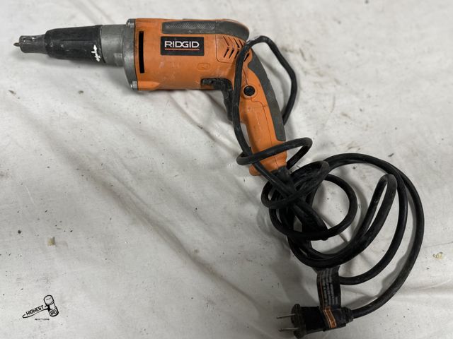 Lot 91-7703 - RIGID DRYWALL SCREW GUN