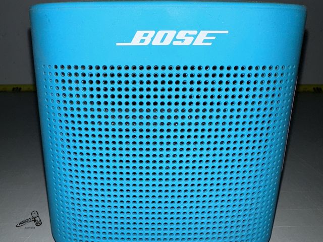 Lot 91-8105 - BOSE SOUNDLINK COLOR 2 PORTABLE BLUETOOTH SPEAKEER