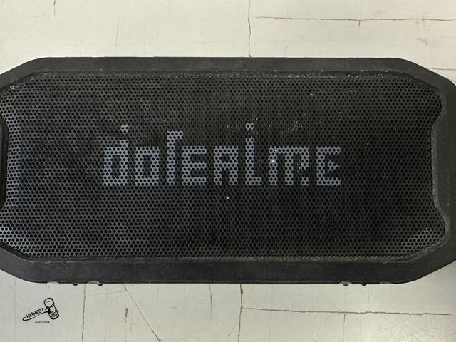 Lot 91-7806 - DOREALME PORTABLE BLUETOOTH SPEAKER