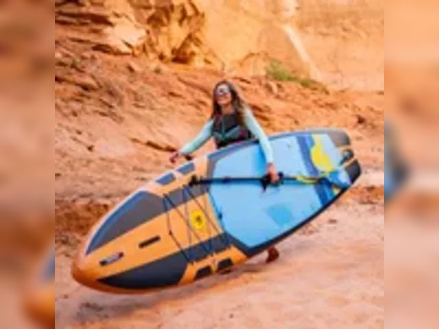 Lot 91-6591 - MSRP $ 499.00 BODY GLOVE PERFORMER 11' GTS INFLATABLE PADDLE BOARD PACKAGE - NEW GTS DESIGN PROVIDES...