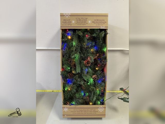 Lot 91-7226 - New 9 FOOT PRE-LIT GARLAND - 150 COLOR CHANGING RADIANT MICRO LED LIGHTS