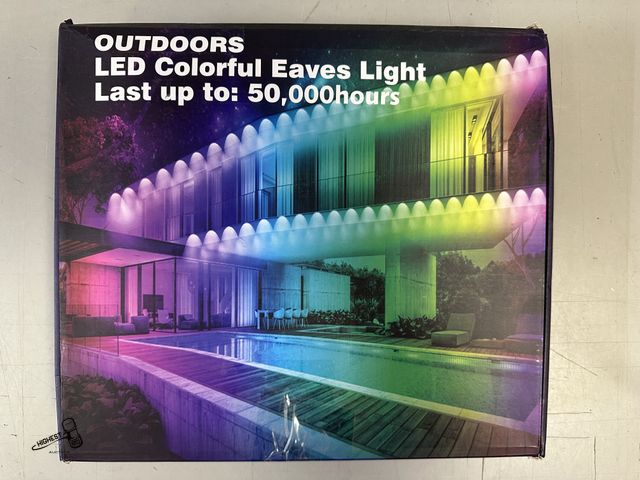 Lot 91-6394 - 300 FEET TOTAL LENGTH - OUTDOOR LED COLORFUL EAVES LIGHT - LAST UP TO 50,000 HOURS