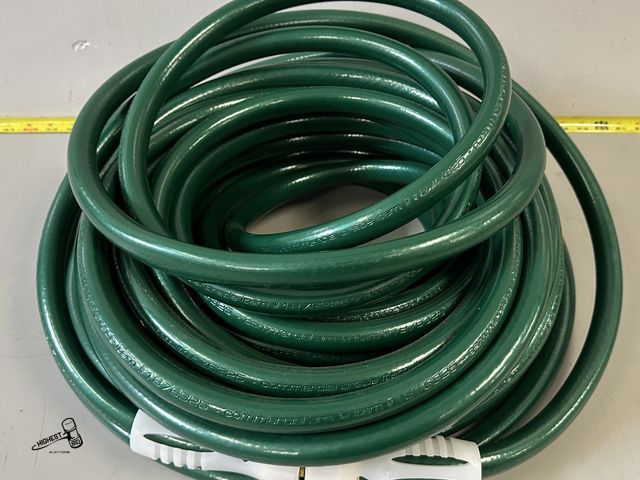 Lot 91-8907 - FLEXON 5/8 IN. X 10FT. CONTRACTOR GRADE HOSE WITH GAURD &amp; GRIP