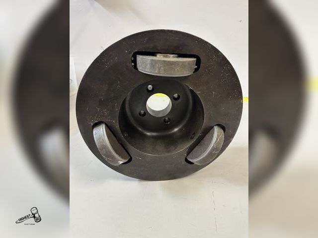 Lot 91-7952 - UNKNOWN &amp; HEAVY WEIGHS 108.5 POUNDS - 11 3/4" DIAMETER 4 1/2" THICK SOLID METAL WITH 3 ROLLERS