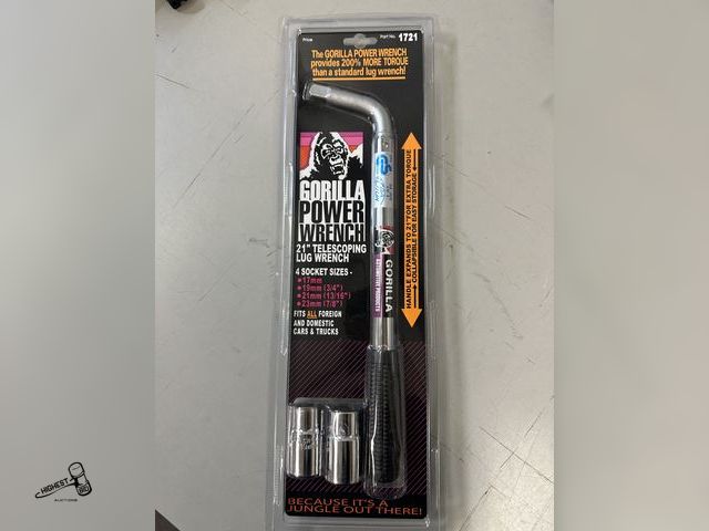 Lot 91-7978 - New GORILLA POWER WRENCH 21" TELESCOPING LUG WRENCH FITS ALL VEHICLES