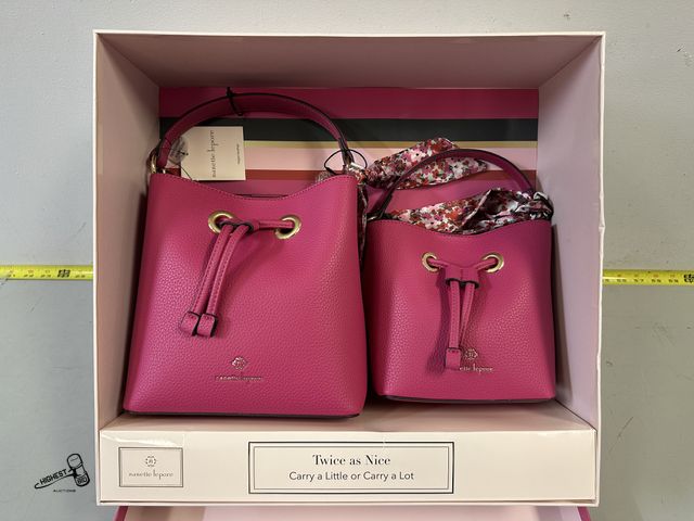 Lot 91-9349 - New NANETTE LEPORE HAND BAG SET