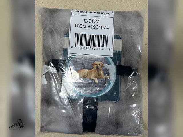 Lot 91-9502 - New BRENT WOOF WATER PROOF PET BLANKET &amp; FURNITURE PROTECTOR 60" X 70" GREY IN COLOR