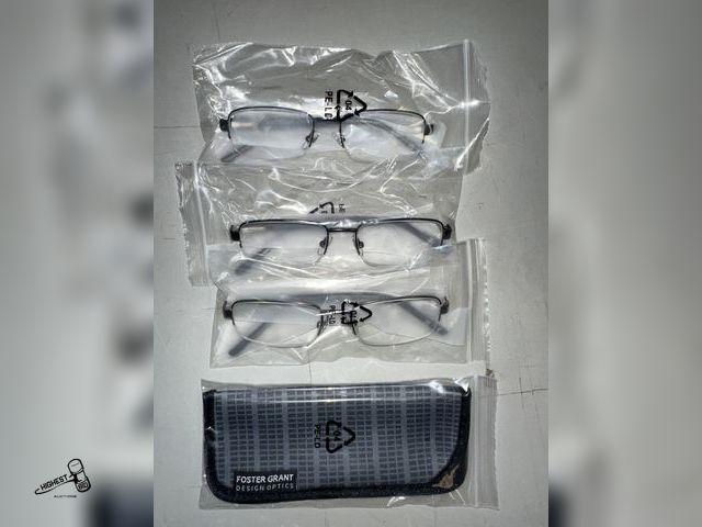 Lot 91-8741 - FOSTER GRANT DESIGN OPTICS 53 18-140 PD58.5MM +1.75 - 3 PAIRS WITH CASE NEW IN BOX - 3 COLORS GUN ME...