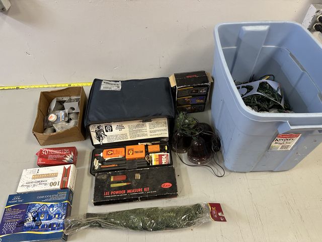 Lot 91-9793 - MISCELLANEOUS LOT WEIGHTED BLANKET, ELECTRICAL FIXTURES, LEE POWDER MEASURE KIT, GUN CLEANING SUPPLI...