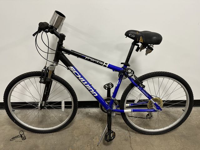 Lot 91-7922 - SCHWINN GS FRONTIER 26" 21 SPEED BIKE WITH FRONT SUSPENSION