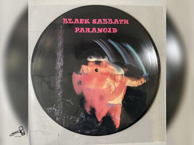 Lot 91-8843 - COLLECTIBLE ITEM VINTAGE "BLACK SABBATH PARANOID" PICTURE DISC VINYL RECORD ALBUM BY BLACK SABBATH 1...