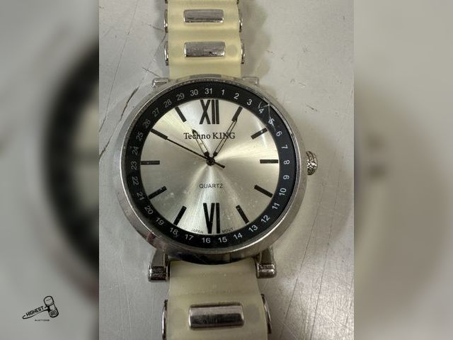 Lot 91-7827 - MENS WATCH