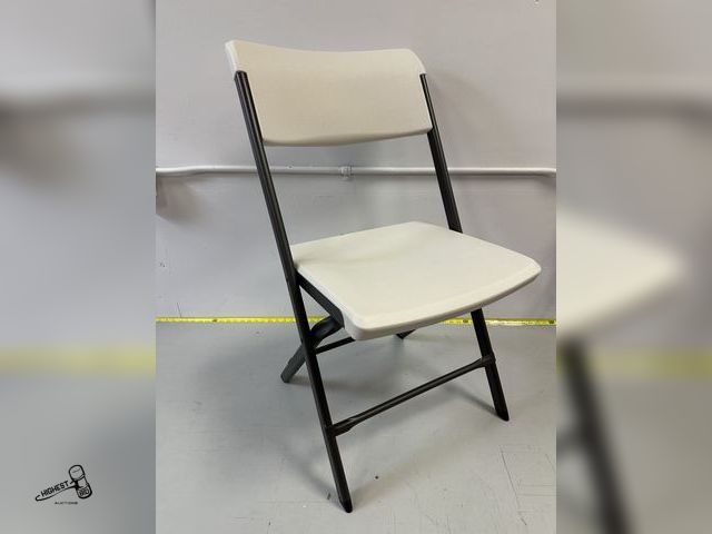 Lot 91-8869 - 4 LIFETIME COMMERCIAL GRADE FOLDING CHAIRS - NEW SET OF 4 IN BOX