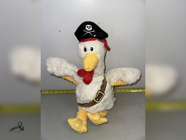 Lot 91-8456 - PET TOY