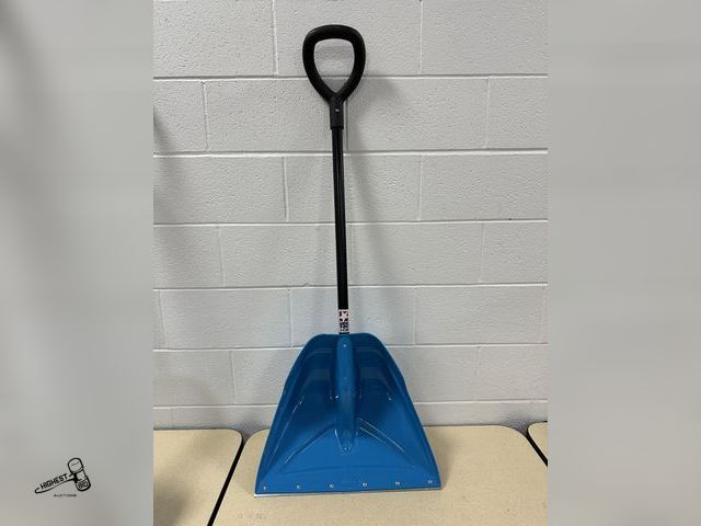 Lot 91-7462 - SUNCAST 20" SNOW SHOVEL COMBO