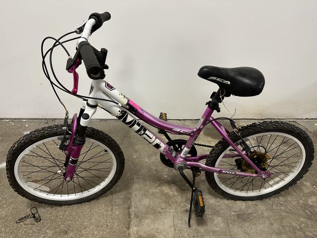 Lot 91-7861 - BCA MT20" 6 SPEED BIKE