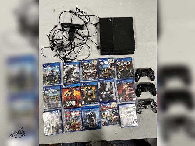 Lot 91-7762 - SONY PLAYSTATION 4 &amp; 3 CONTROLLERS - POWER CORD &amp; 15 GAMES