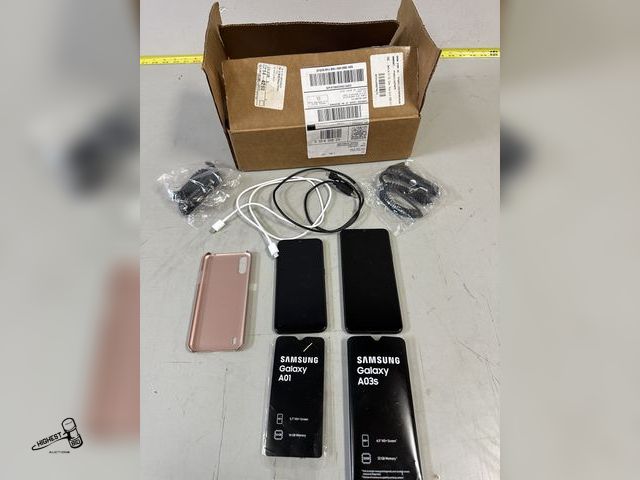 Lot 91-8102 - SAMSUNG GALAXY 2 SAMSUNGS GALAXY PHONES - A01 &amp; A03S WITH BOX AND CORDS - PINK AND BLUE CASES