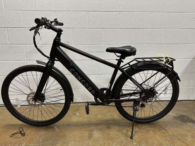 Lot 91-10512 - Concord Commuter 26" Class 2 Electric Bike, 350W Rear Hub Motor, Black - LIKE NEW WITH CHARGER, 1 KE...