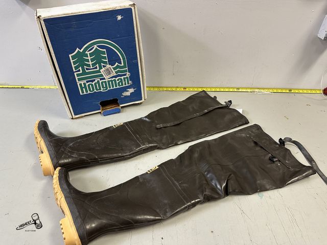 Lot 91-10486 - HODGMAN CASTER RUBBER HIP BOOTS SIZE 7
