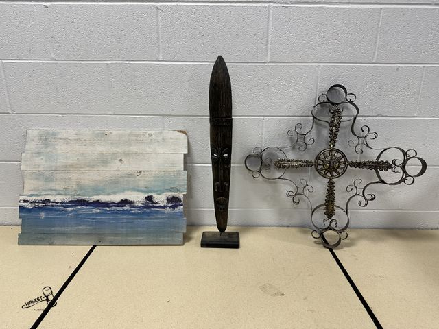 Lot 91-9469 - 3 PIECE HOME DECOR SET WOODEN PAINTING, METAL IRON WALL CROSS &amp; DECORATIVE SCULPTURE