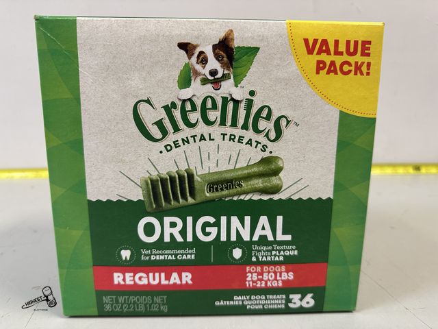 Lot 91-8473 - 18 GREENIES DENTAL TREATS - ORIGINAL - REGULAR SIZE FOR DOGS 25-50 LBS - ONLY 18 NEW IN ONE PACK