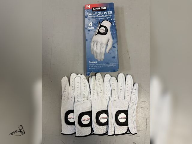 Lot 91-6223 - KIRKLAND SIGNATURE LEATHER GOLF GLOVE LEFT HANDED 4 PACK - PREMIUM CABRETTA LEATHER - ADJUSTABLE VEL...