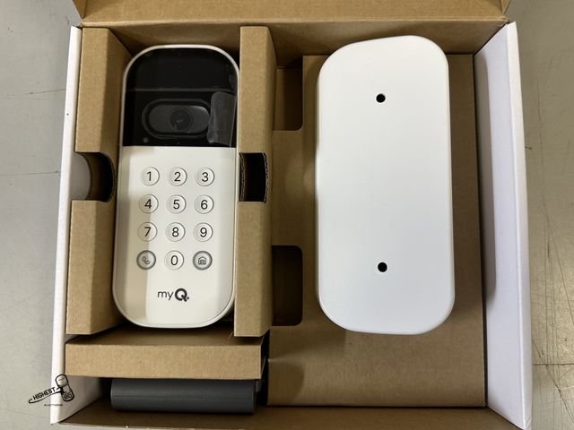 Lot 91-8185 - myQ Smart Garage® Video Keypad - VKP1-LM