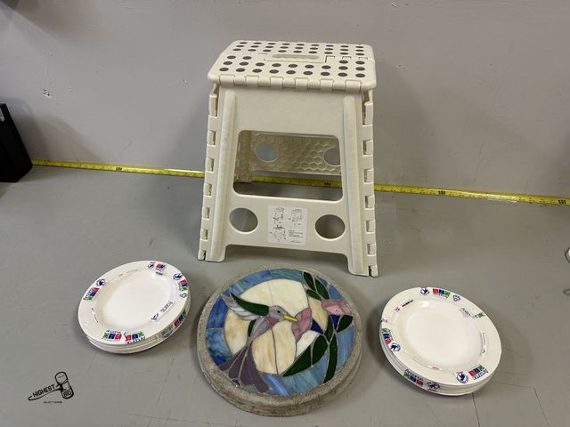 Lot 91-7405 - FOLDABLE STEP STOOL - SET OF 12 NEW SAUCER PLATES - HANDMADE STAINED GLASS DREAM CATCHER STONE
