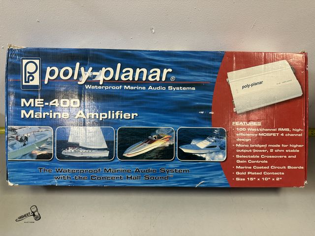 Lot 91-7983 - POLY-PLANAR ME-400 MARINE AMPLIFIER WATERPROOF 4 CHANNEL AMP
