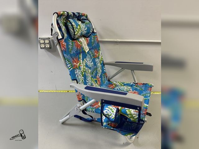 Lot 91-8837 - TOMMY BAHAMA CONVERTIBLE 5 POSITION BEACH CHAIR - TURNS TO A LOUNGER - Convenient Storage Pouches Up...