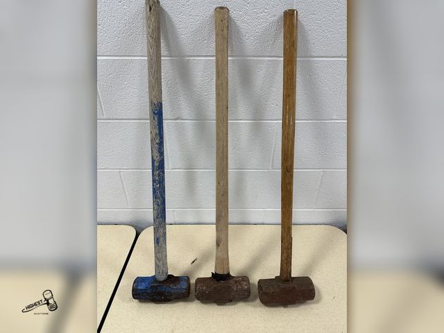 Lot 91-7059 - 3 SLEDGEHAMMERS