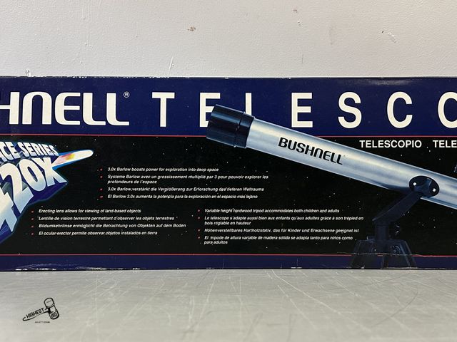 Lot 91-8822 - BUSHNELL TELESCOPE DEEP SPACE SERIES 420X WITH ADJUSTABLE HARDWOOD TRIPOD