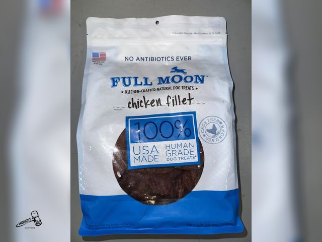 Lot 91-8474 - FULL MOON JERKY - KITCHEN CRAFTED NATURAL DOG TREATS - CHICKEN FILLET 48 OZ PACKAGE - EXP DATE 1/31/...