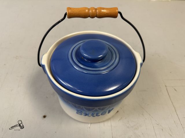 Lot 91-10395 - VINTAGE BUTTER CROCK - NO CRACKS OR CHIPS - OLD &amp; NICE