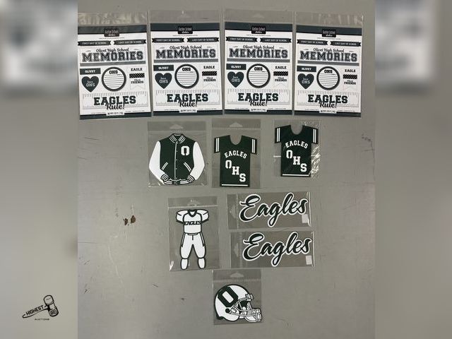 Lot 91-8330 - New OLIVET EAGLES SCRAP BOOK SUPPLIES