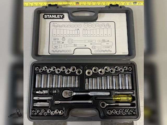 Lot 91-9612 - STANLEY SOCKET SET IN CASE