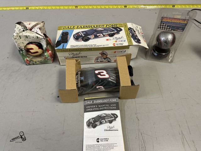 Lot 91-8083 - DALE EARNHARDT-FONE &amp; RACEBALL &amp; ORNAMENT