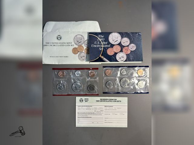 Lot 91-6535 - 1989 UNITED STATES MINT UNCIRCULATED COIN SET - THE COINS WERE PIRMARILY PRODUCED AT THE PHILADELPHI...