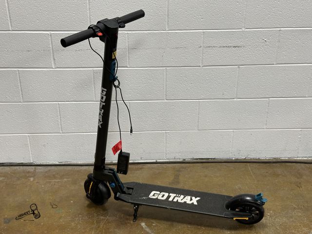 Lot 91-9784 - MSRP $248.00  GOTRAX G2Plus Foldable Electric Scooter for Adult Teens Age of 8+ with 6" Tires, 200W ...