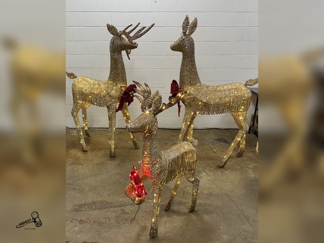 Lot 91-10630 - 3 GOLD DEER FAMILY - COULD USE WORK ON BODY &amp; LIGHTS