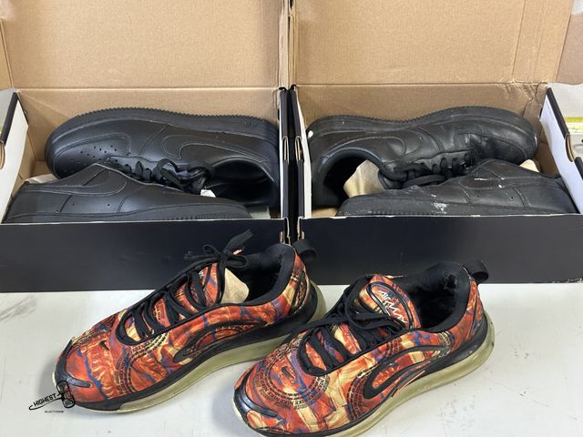 Lot 91-9662 - 2 MENS BLACK AF 1 SIZE 10, 1 MENS COLORWAY AIRMAX 720S SIZE 10