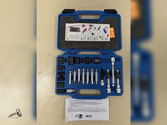 Lot 91-7162 - E-Z RED AK411 ALTERNATOR PULLEY R&amp;R MASTER TOOL KIT - REMOVES AND INSTALLS OVERRUNNING ALTERNATO...