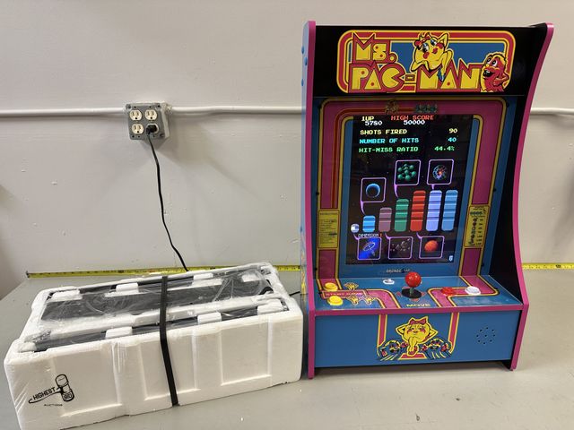 Lot 91-8630 - MS. PAC-MAN GAME - PAC-MAN PLUS - PAC &amp; PAL - SUPER PAC-MAN - PAC-MAINA - GALAXIAN - GALAGA - GA...